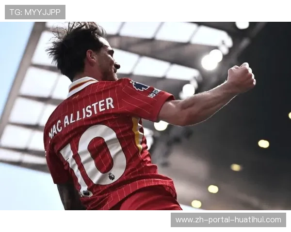 范戴克1808次成功传球冠绝英超，利物浦后防定海神针谈出球哲学